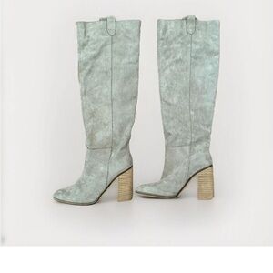 Oasis Society Brown/Beige Faux Suede 4” Tall Heeled Knee High Boots Size 7 Women